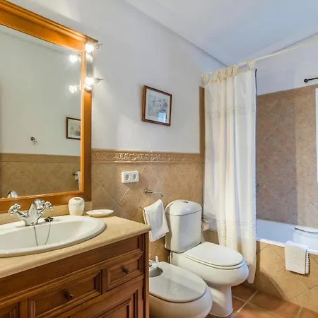 Villa Marinara By Vintage Travel