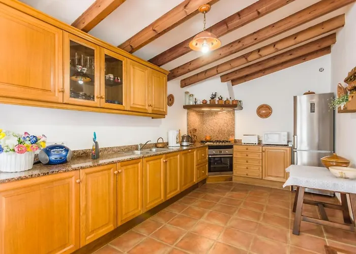 Marinara By Vintage Travel * Pollensa