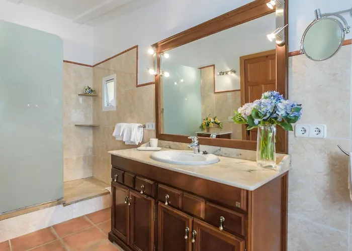 Villa Marinara By Vintage Travel *