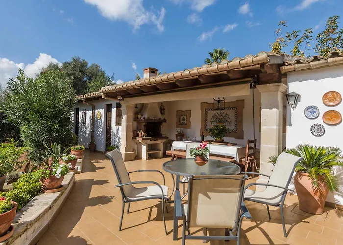 Marinara By Vintage Travel